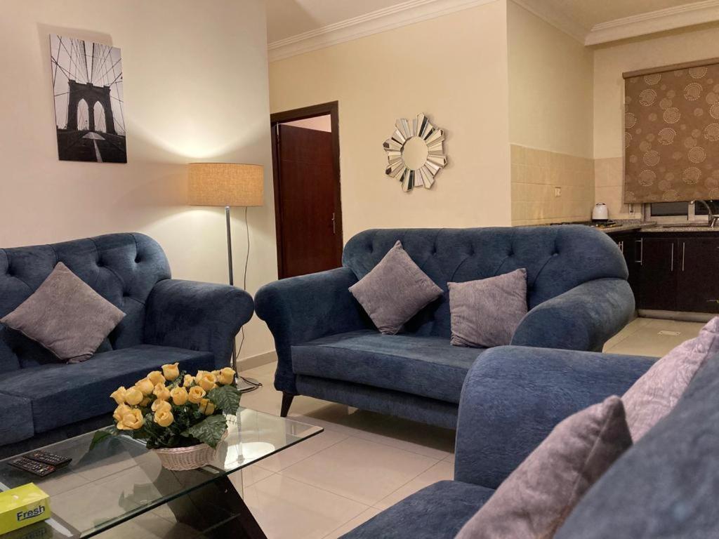 Uptown Hotel Apartment Аман Екстериор снимка
