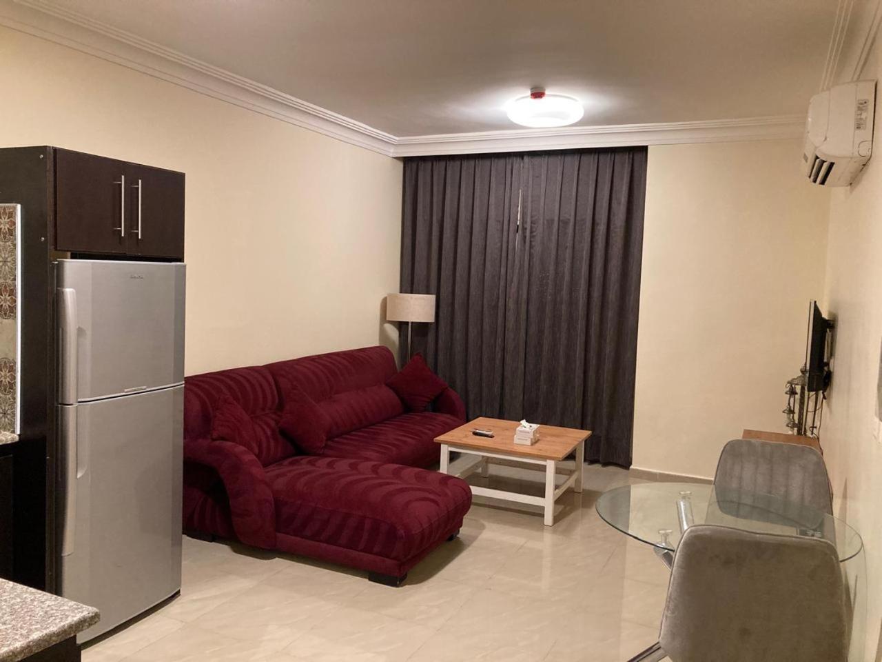 Uptown Hotel Apartment Аман Екстериор снимка